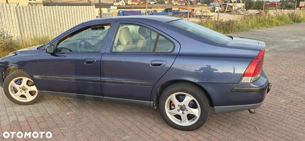 Volvo S60 2.4 D5 - 5