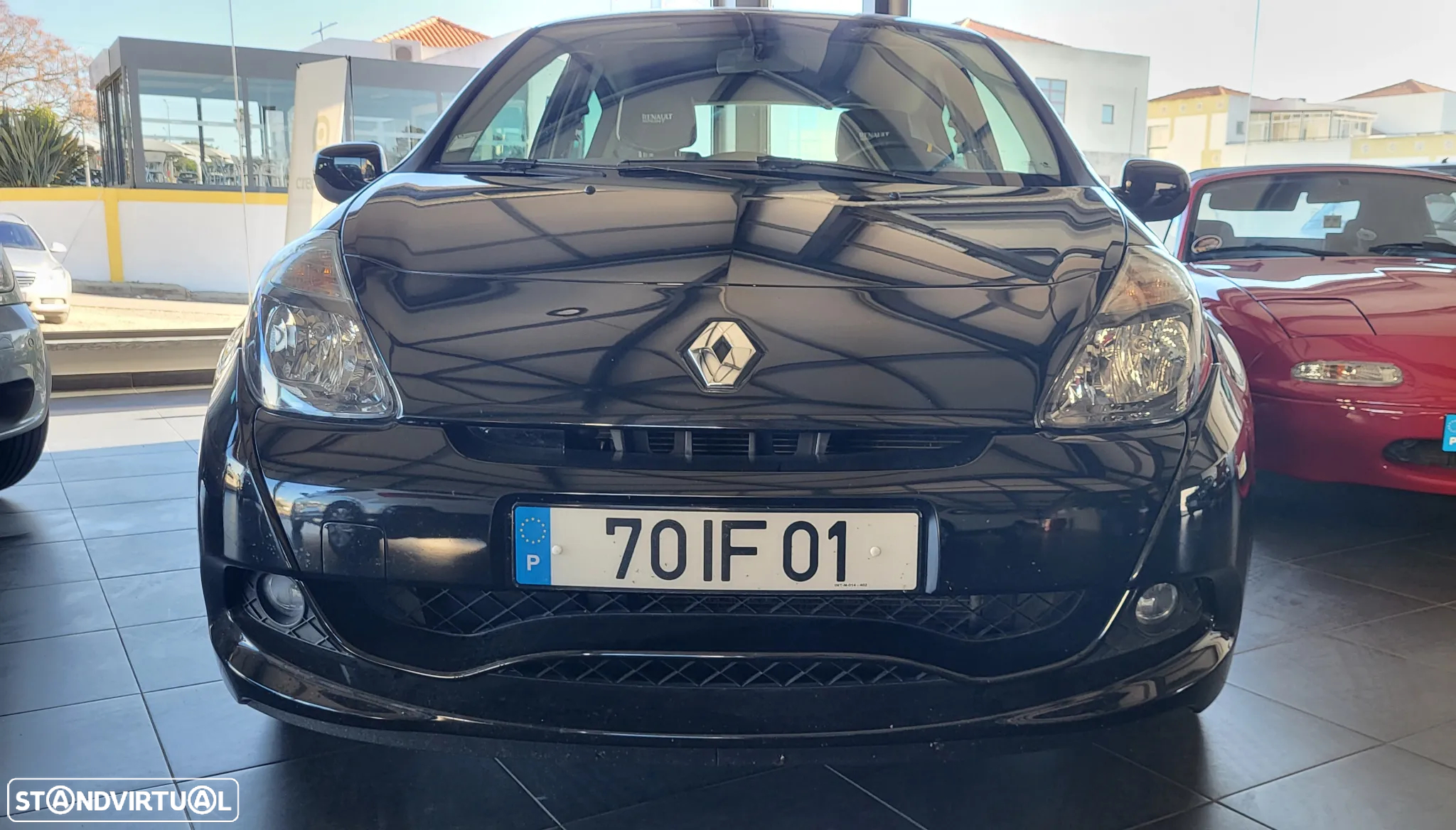Renault Clio 2.0 16V RS - 2