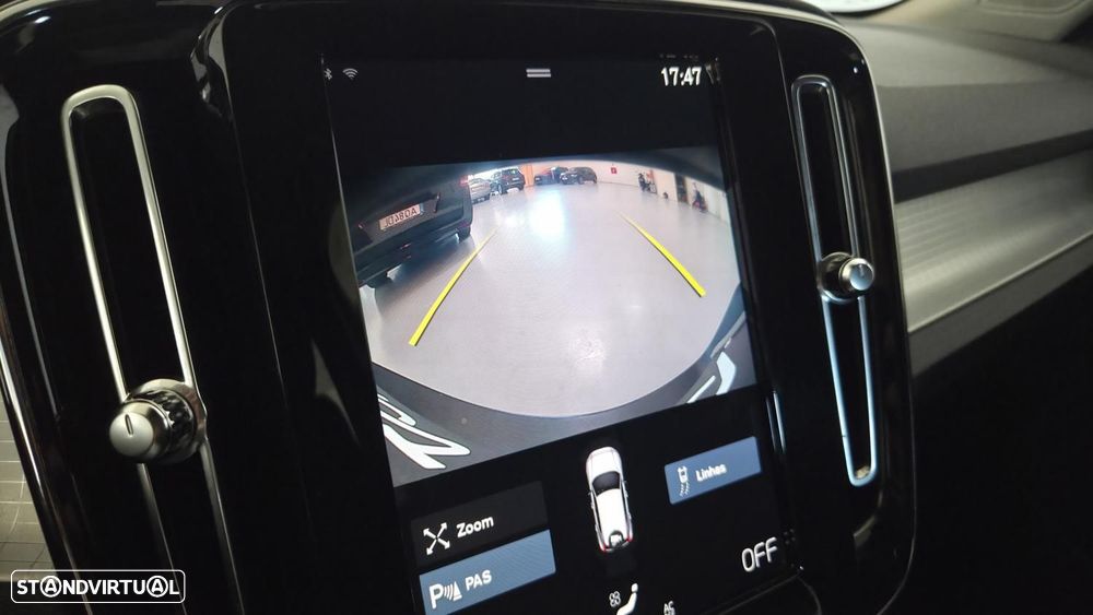 Volvo XC 40 1.5 T2 Plus Dark Auto - 16