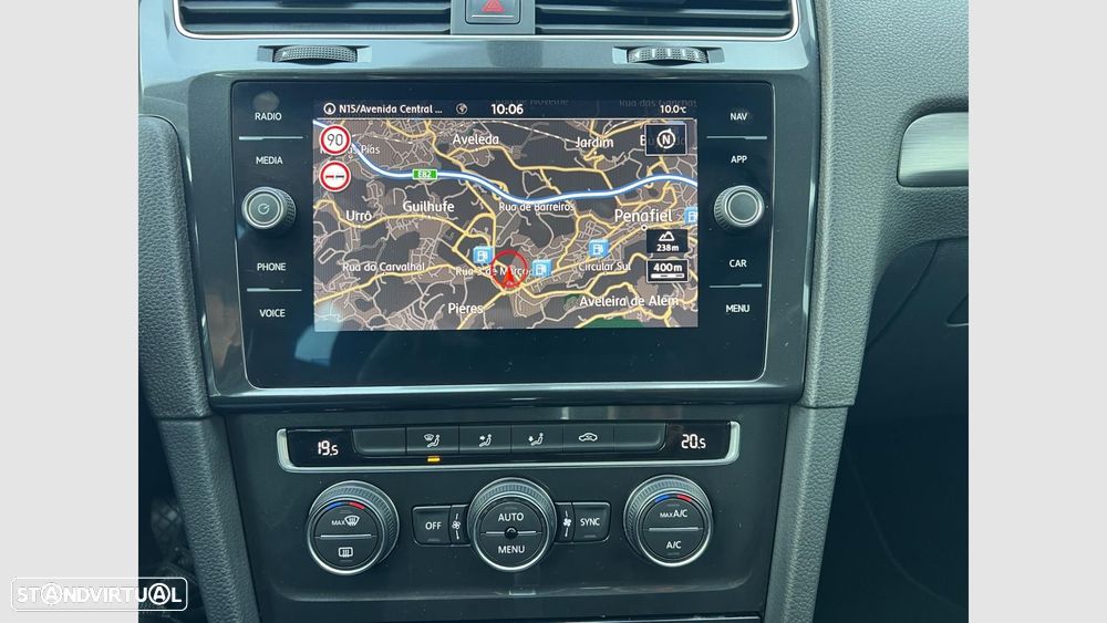 VW Golf 1.0 TSI Confortline DSG - 17