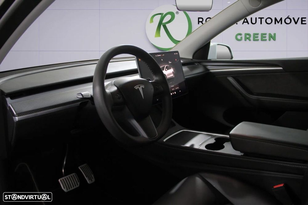 Tesla Model Y Standard - 8