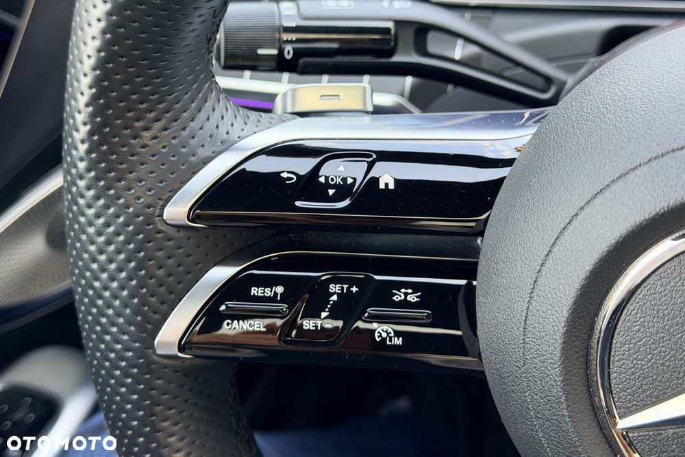 Mercedes-Benz Klasa C 300 9G-TRONIC - 9