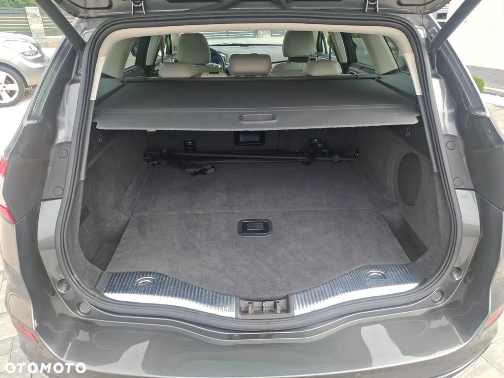 Ford Mondeo - 21