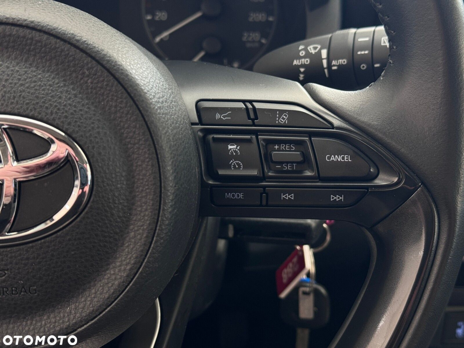 Toyota Yaris - 23