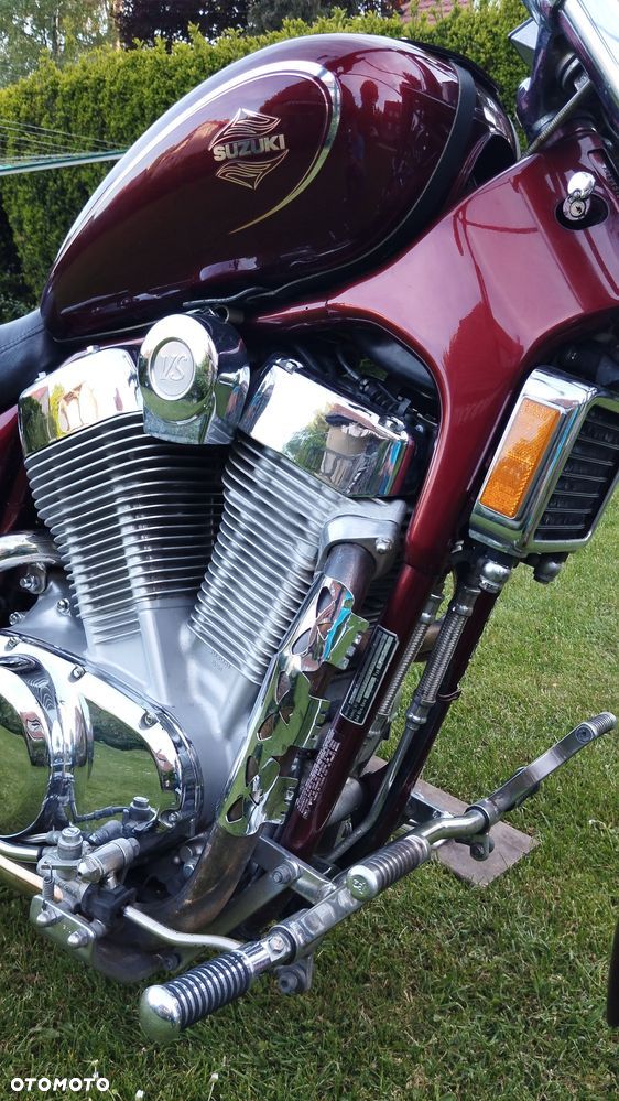 Suzuki Intruder - 9
