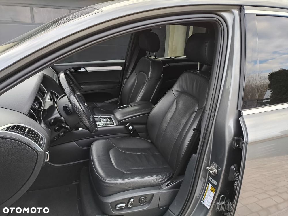 Audi Q7 3.0 TFSI Quattro Tiptronic - 9