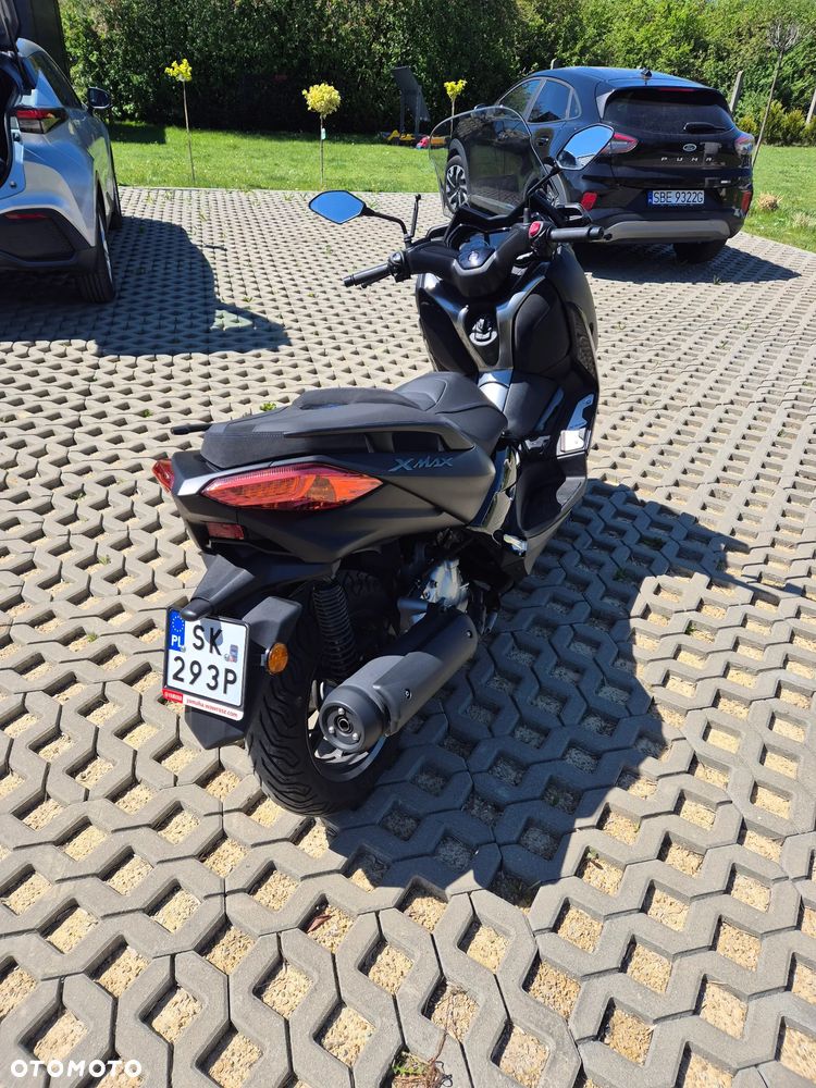 Yamaha X-max - 4
