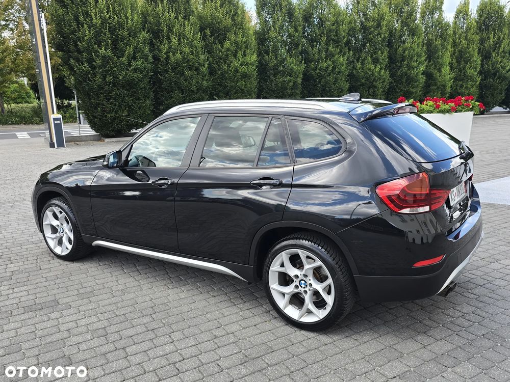 BMW X1 sDrive20i xLine - 11