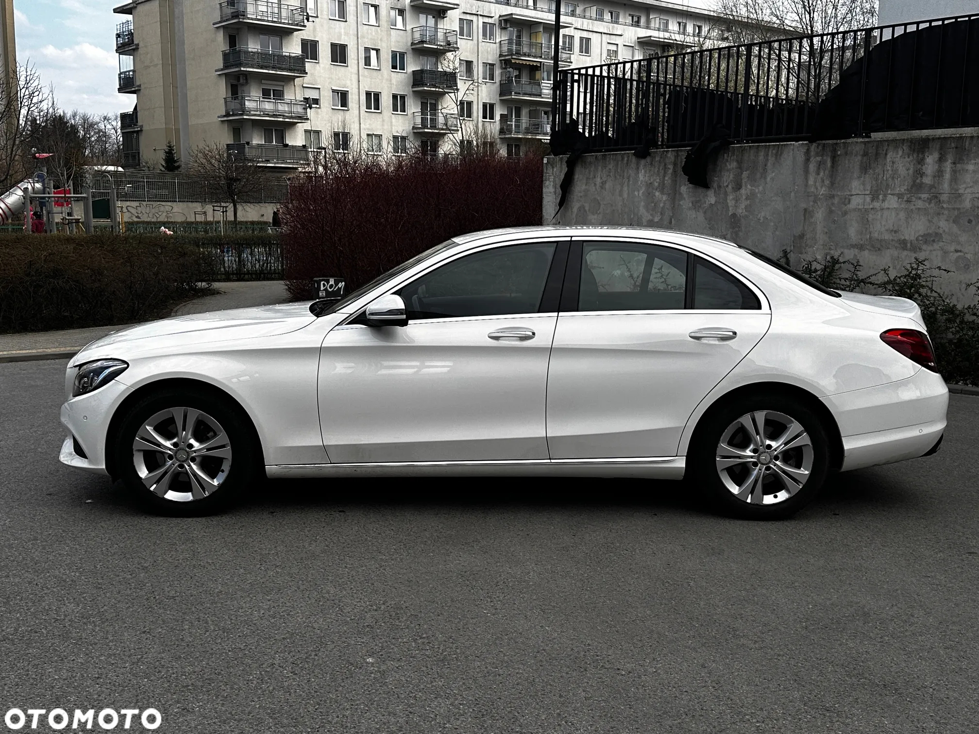 Mercedes-Benz Klasa C 200 4-Matic 7G-TRONIC - 4