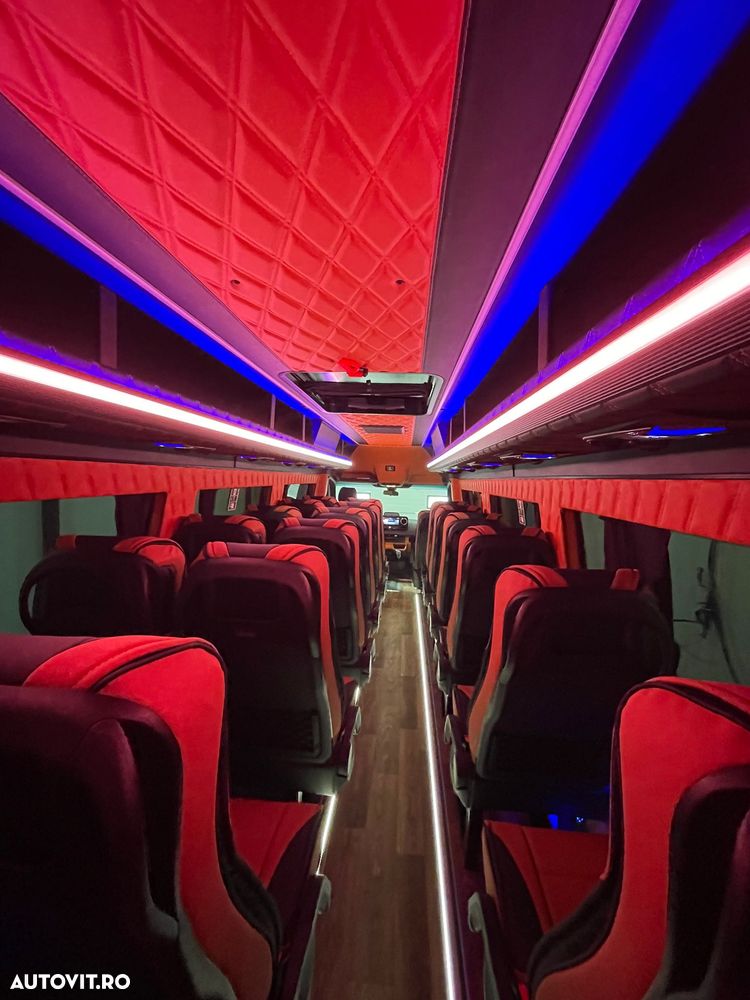 Mercedes-Benz Sprinter - 8