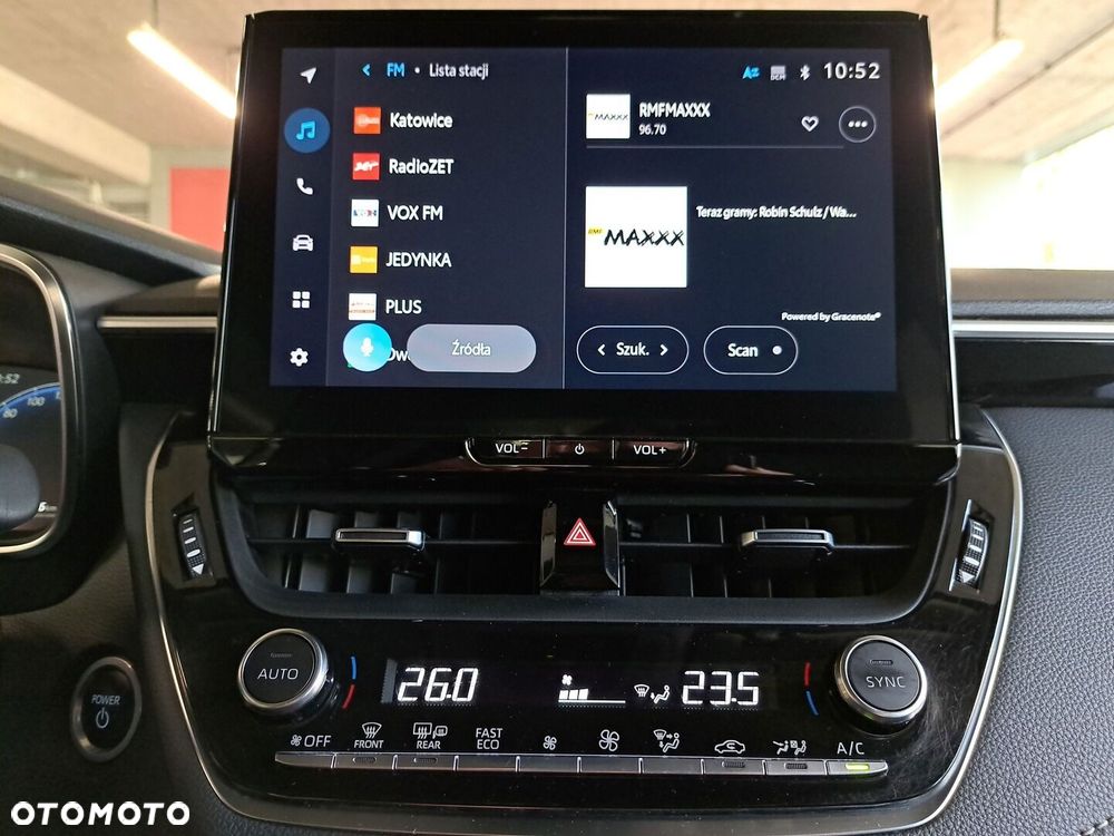 Toyota Corolla 1.8 Hybrid Comfort - 22