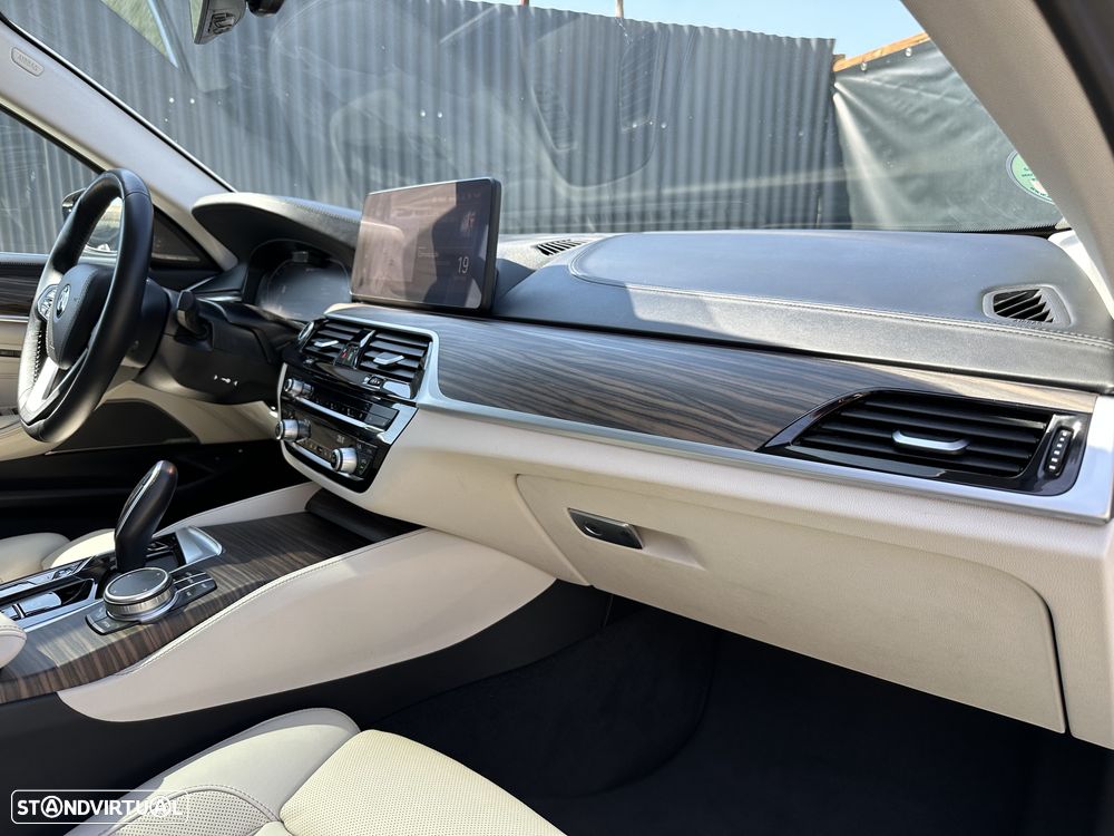 BMW 530 e xDrive Aut. Luxury Line - 11