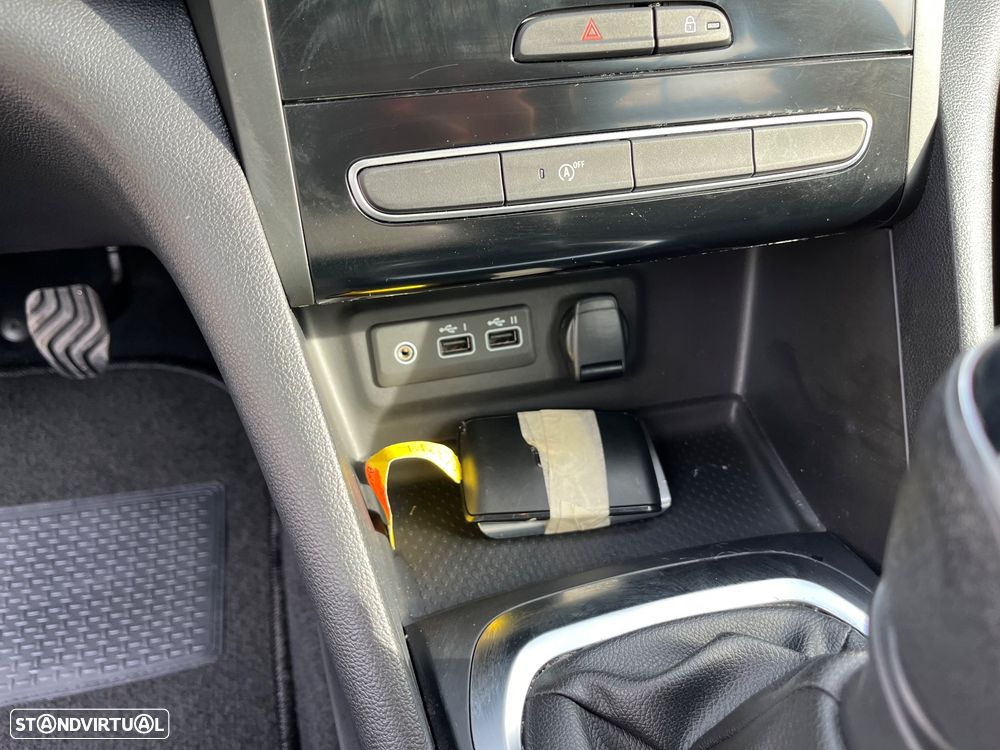 Renault Mégane Sport Tourer 1.5 Blue dCi Equilibre - 36