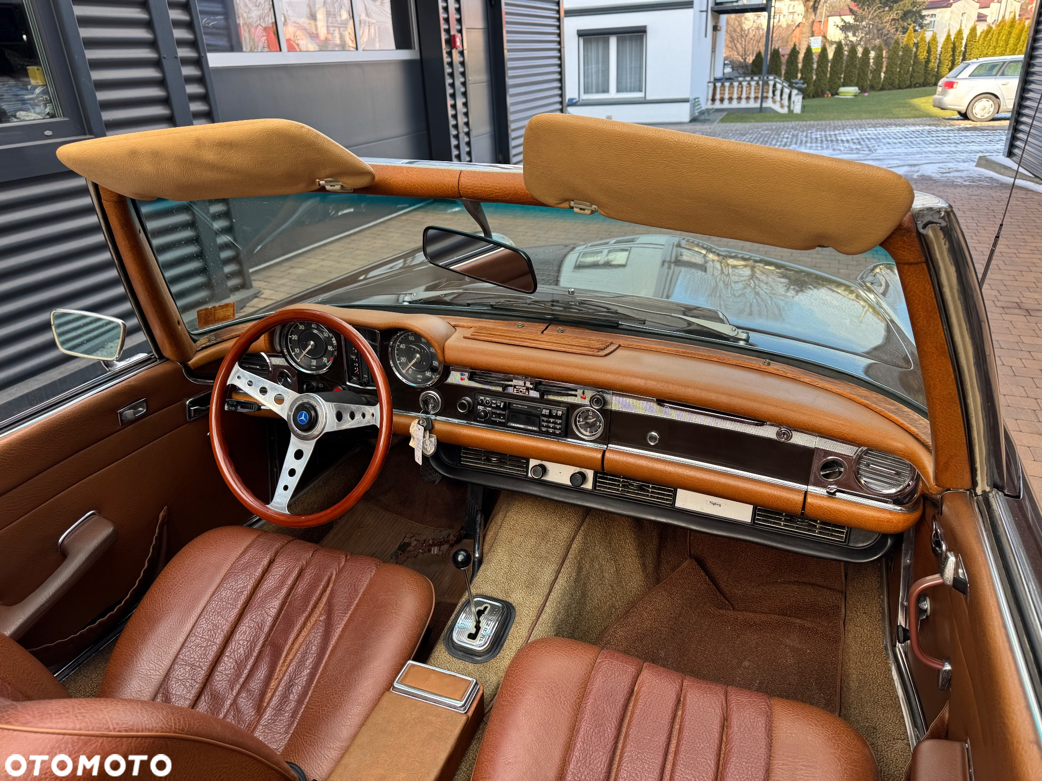 Mercedes-Benz SL - 8
