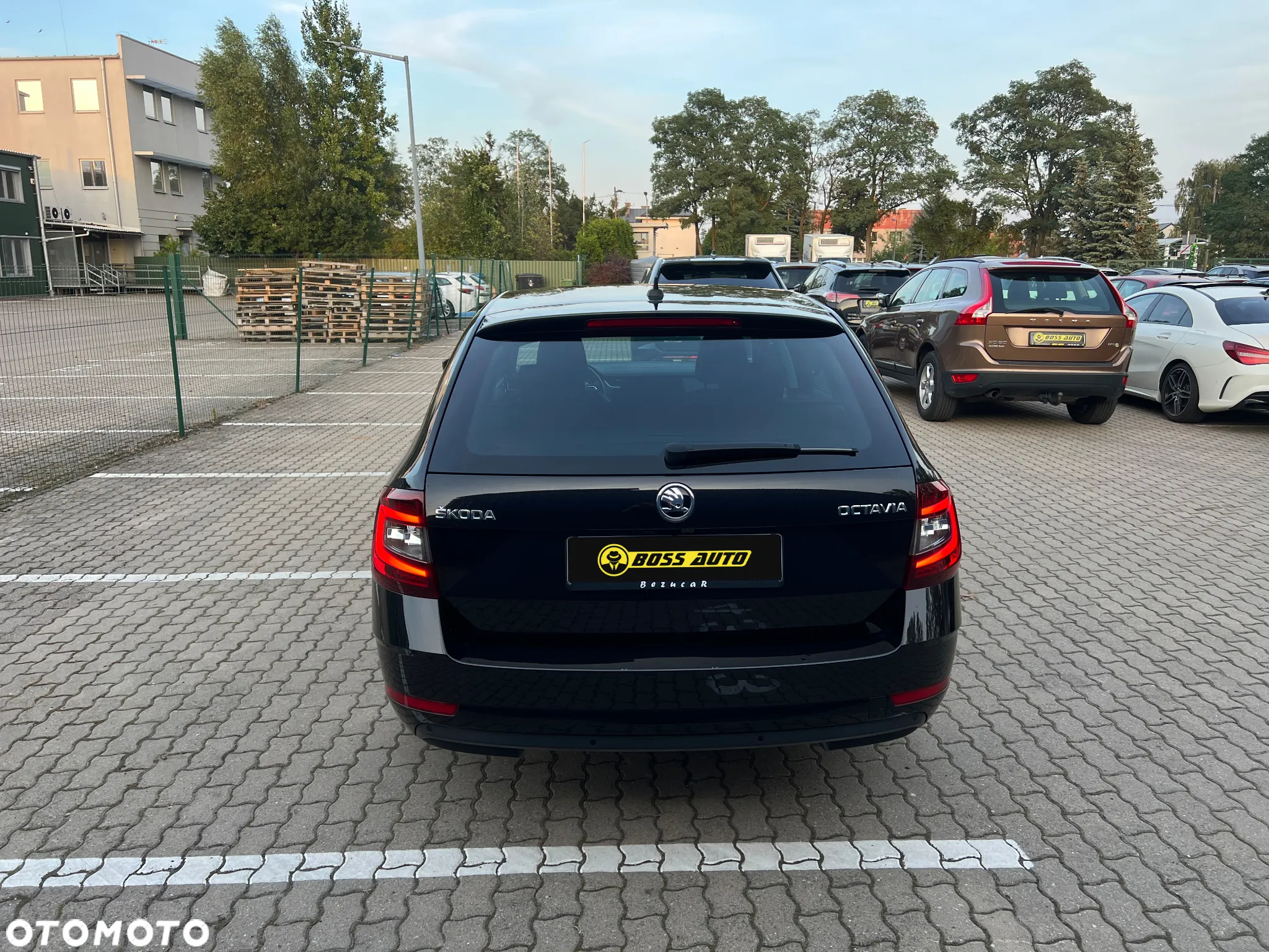 Skoda Octavia Combi 1.6 TDI DSG Style - 5