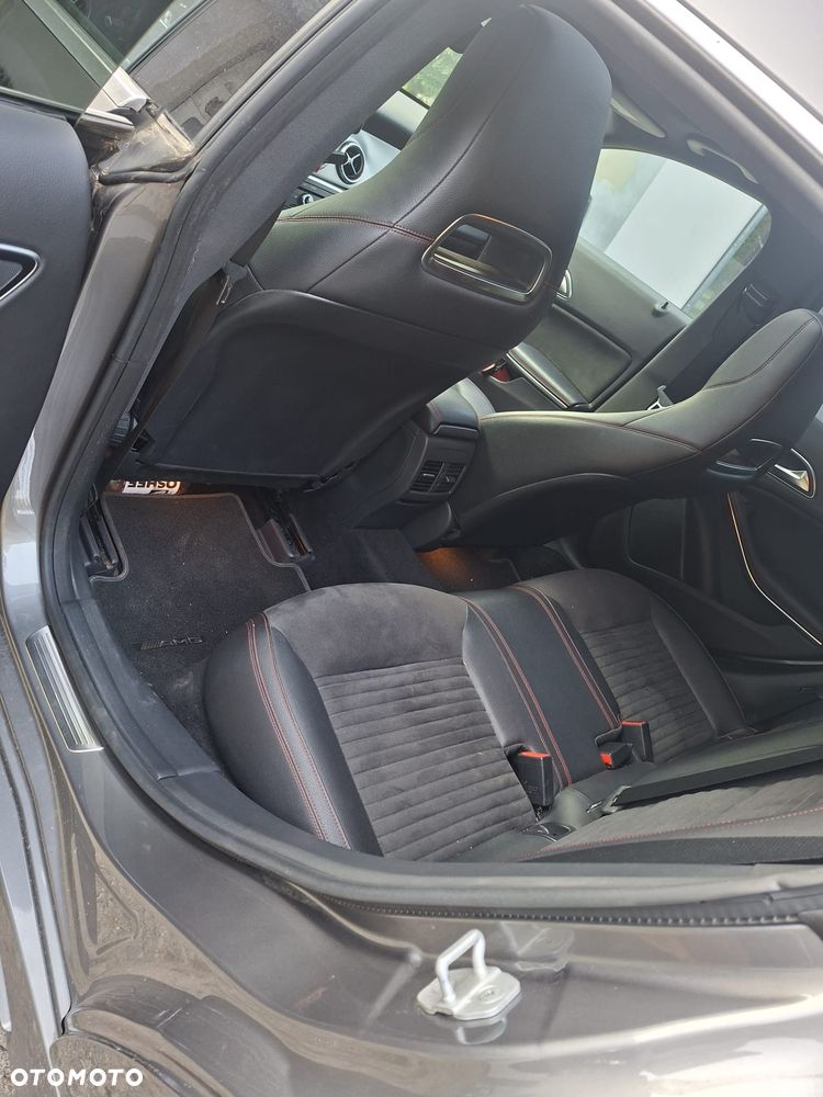 Mercedes-Benz CLA 220 (CDI) d 7G-DCT AMG Line - 9