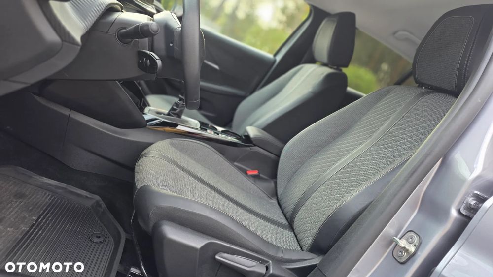 Peugeot 208 1.2 PureTech Allure S&S - 23