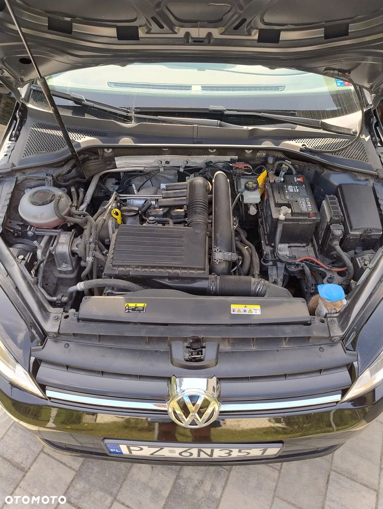 Volkswagen Golf 1.2 TSI BMT Comfortline - 13