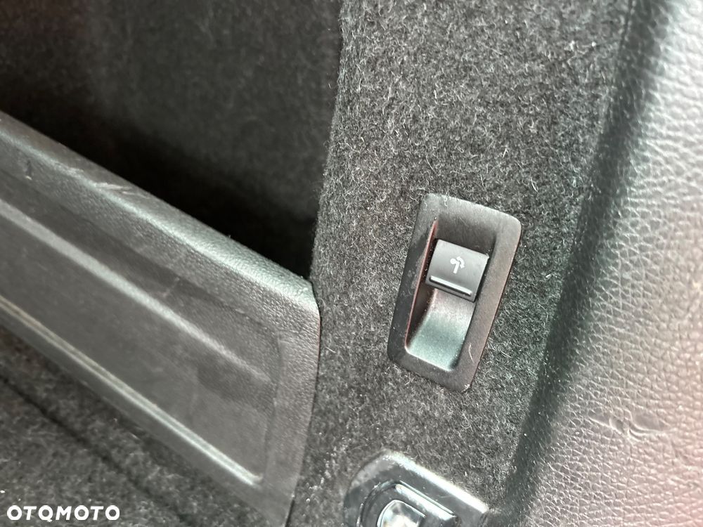 Volkswagen Passat 2.0 TDI 4Motion DSG BlueMotion Tech Exclusive - 12