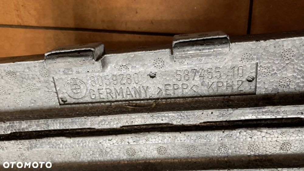 BMW X1 F48 M PAKIET ABSORBER ZDERZAKA PRZÓD PRZEDNIEGO 8059280 LEKKO USZKODZONY - 2