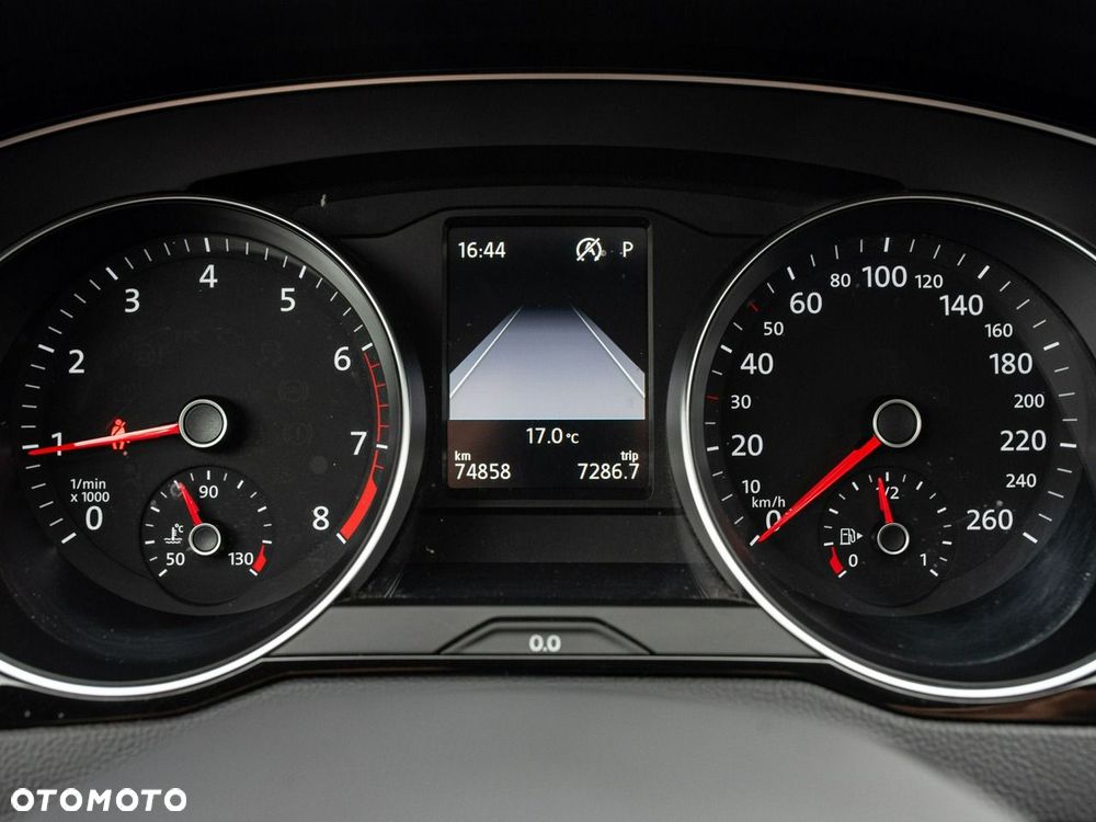 Volkswagen Passat 1.5 TSI EVO Business DSG - 13