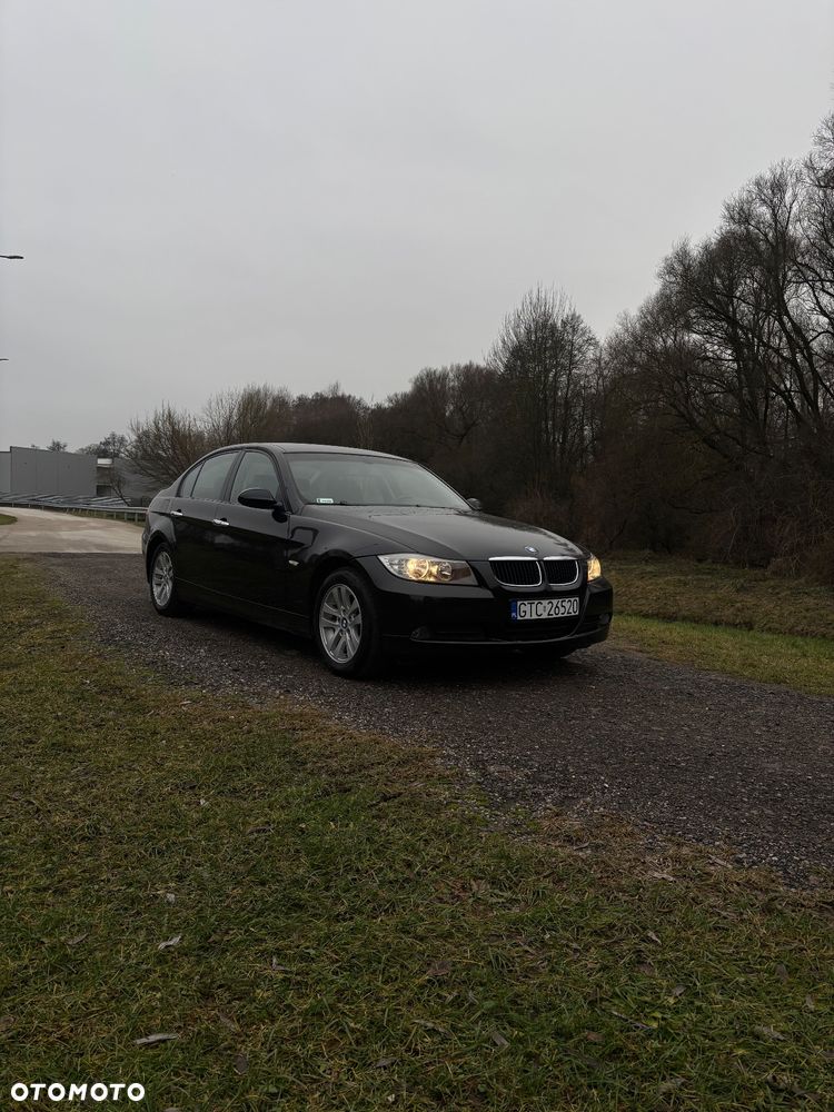 BMW Seria 3 318d DPF Edition Lifestyle - 3