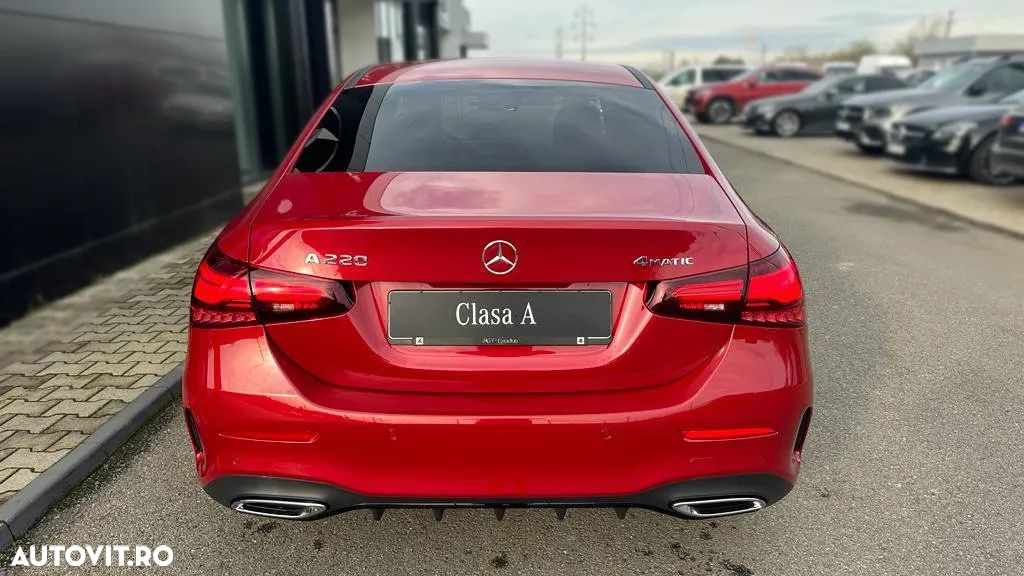Mercedes-Benz A - 3