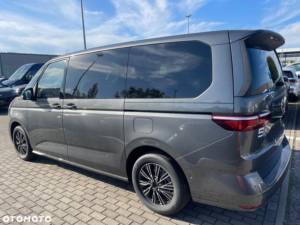 Volkswagen Multivan 2.0 TDI L2 Life DSG - 17