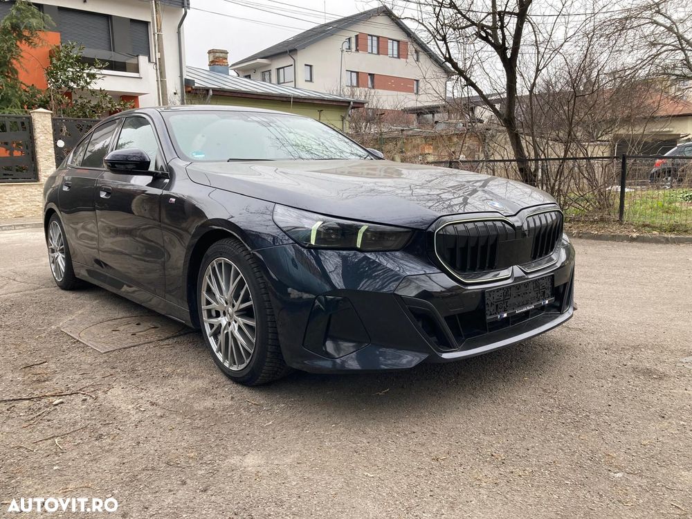 BMW Seria 5 520d xDrive Aut. - 1