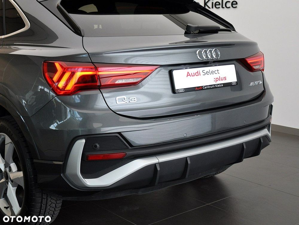 Audi Q3 Sportback - 10