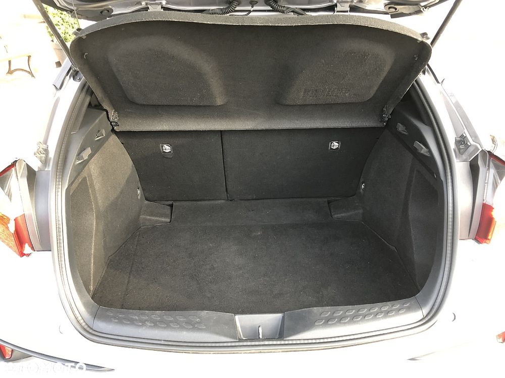 Toyota C-HR 1.2 T Prestige - 29