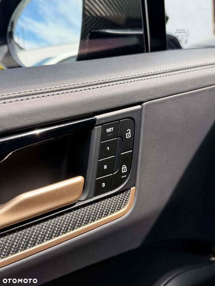 Porsche Cayenne Turbo S E-Hybrid - 10