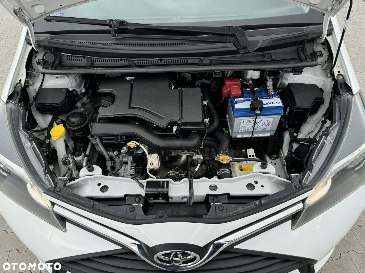 Toyota Yaris - 4