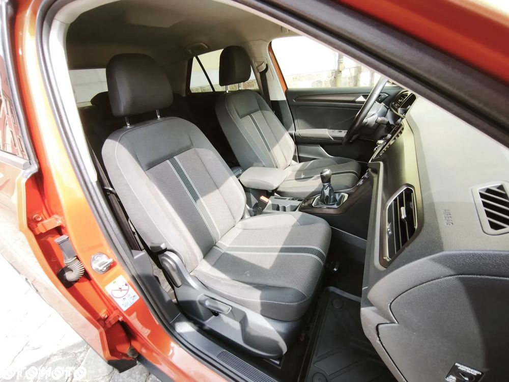 Volkswagen T-Roc 2.0 TDI SCR DPF Advance - 12