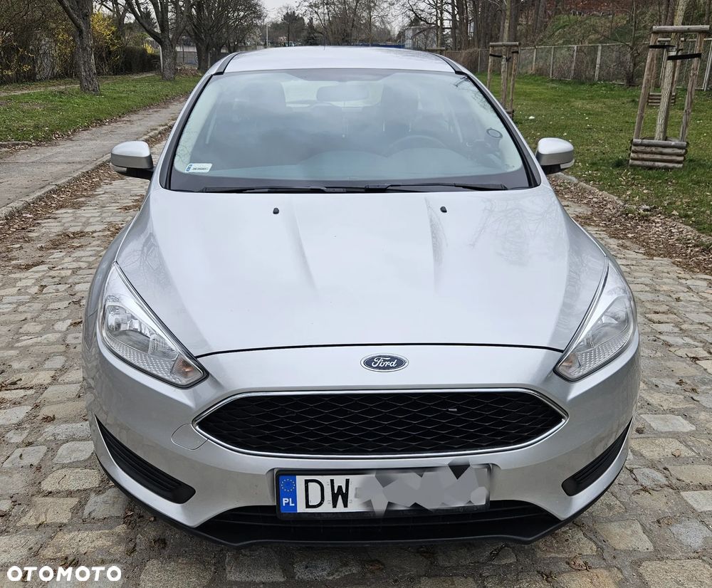 Ford Focus 1.6 SYNC Edition - 3
