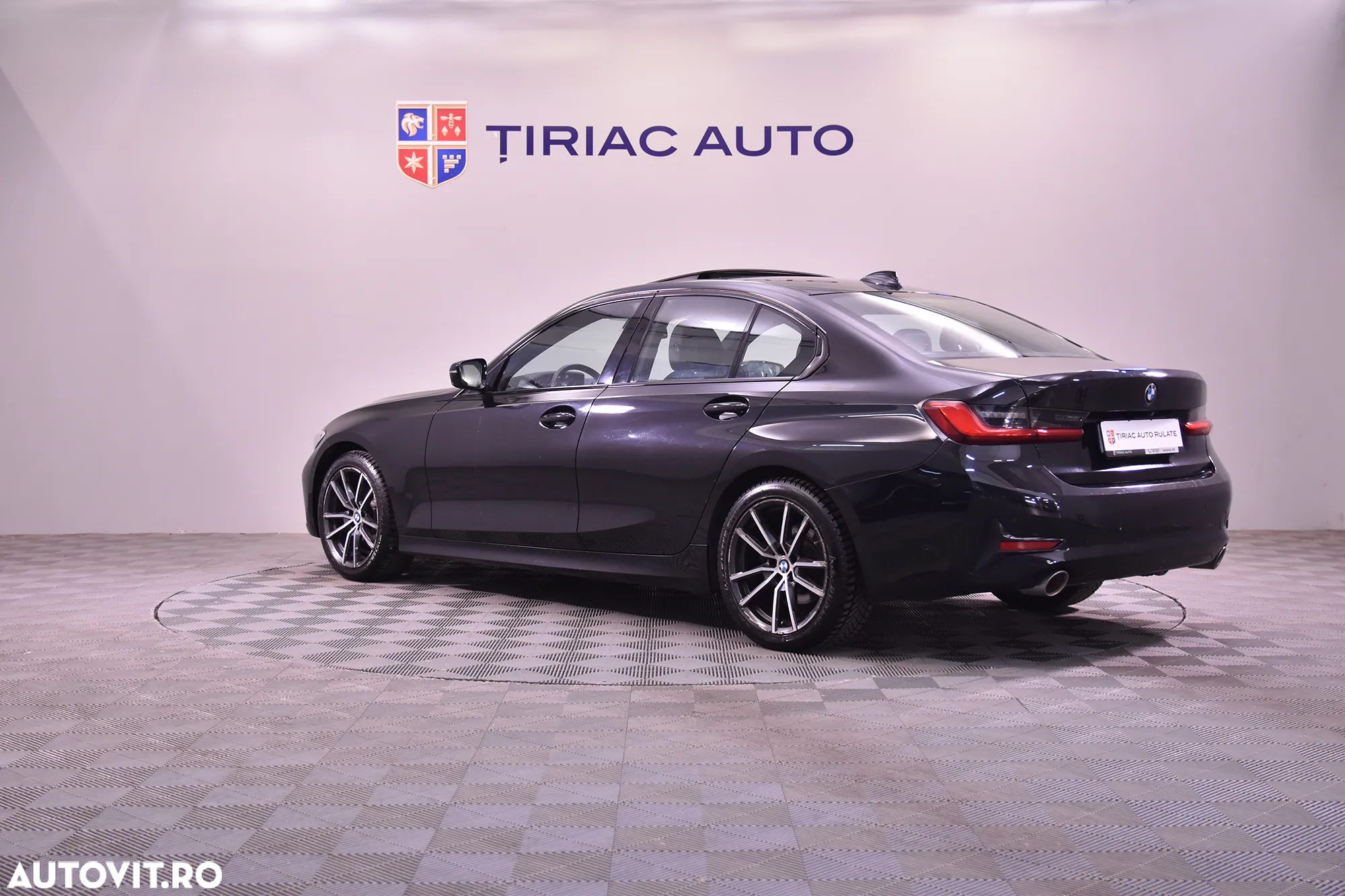 BMW Seria 3 320i AT - 3