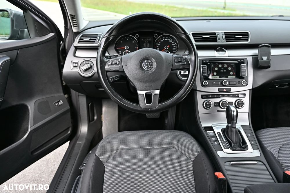 Volkswagen Passat Variant 2.0 TDI DSG BlueMotion Technology Comfortline - 12