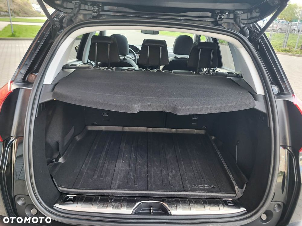 Peugeot 2008 BlueHDi 100 STOP & START Allure - 13