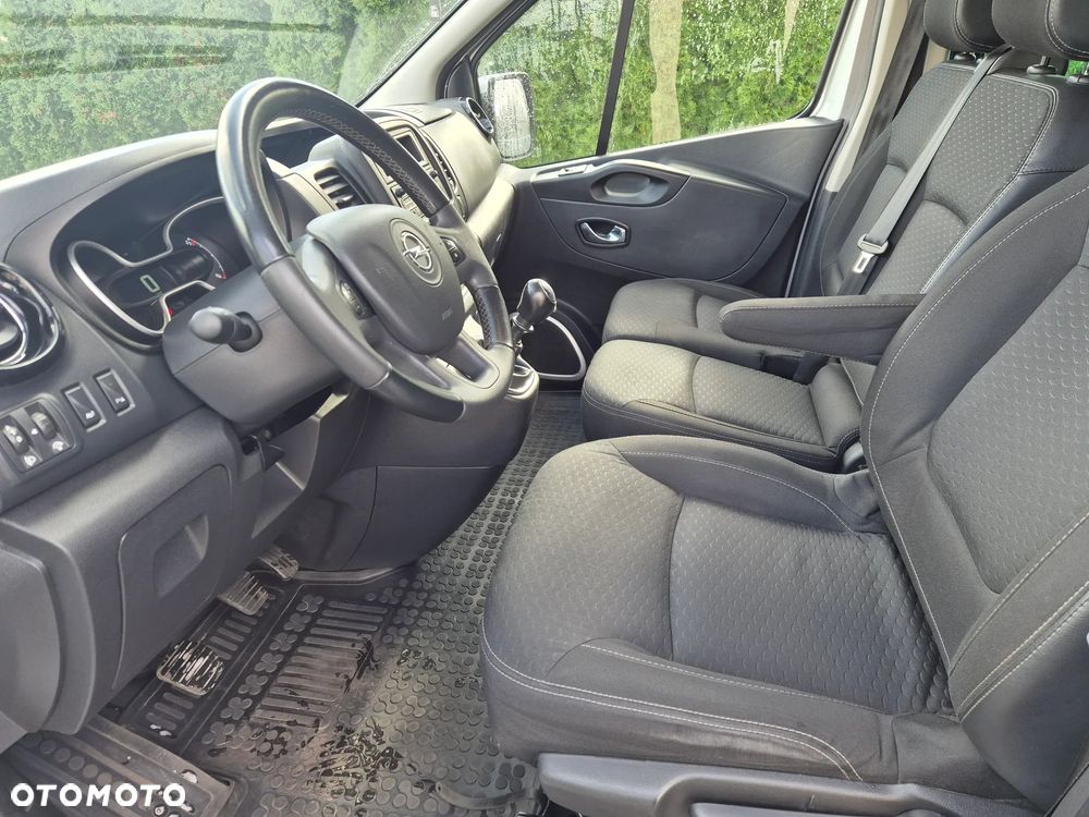 Opel Vivaro - 5