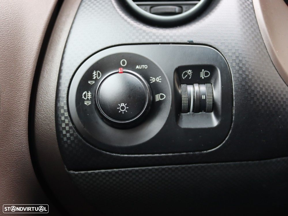 SEAT Altea 2.0 TDI DPF 4x4 Freetrack - 21