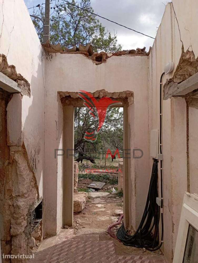 Ruina para construção de casa até 300 m2 - Grande imagem: 4/7