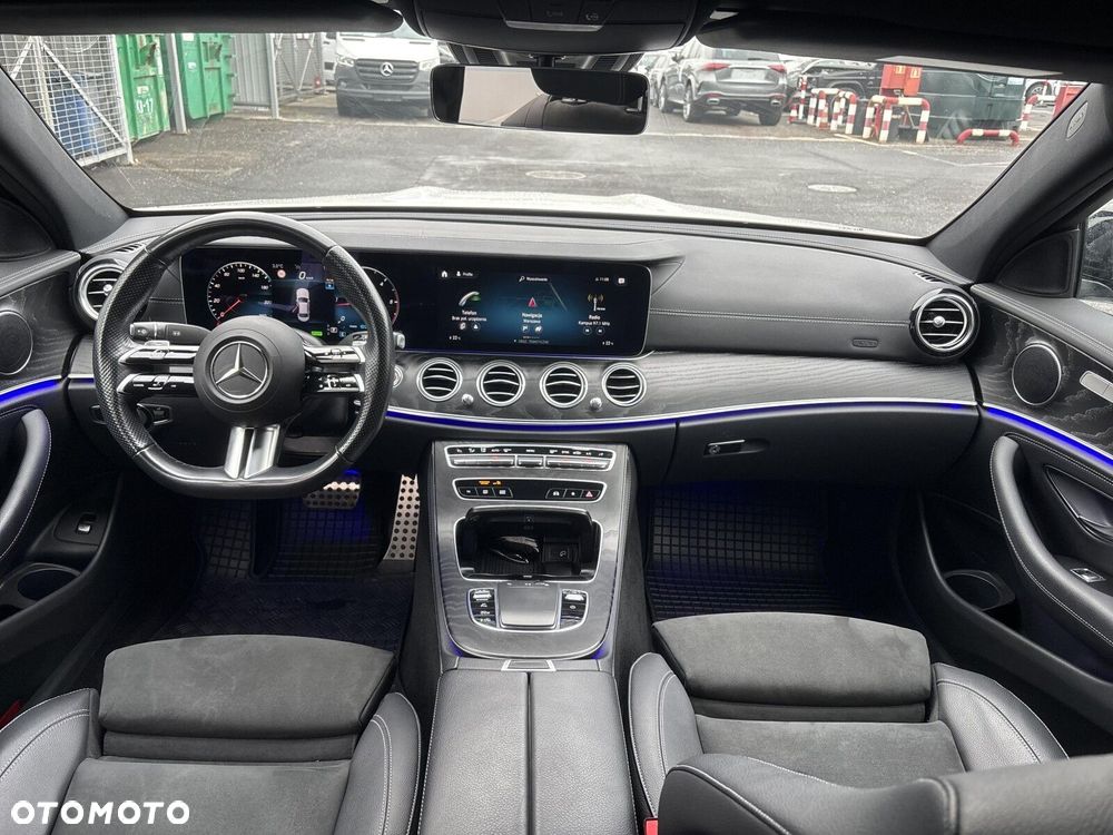 Mercedes-Benz Klasa E - 14