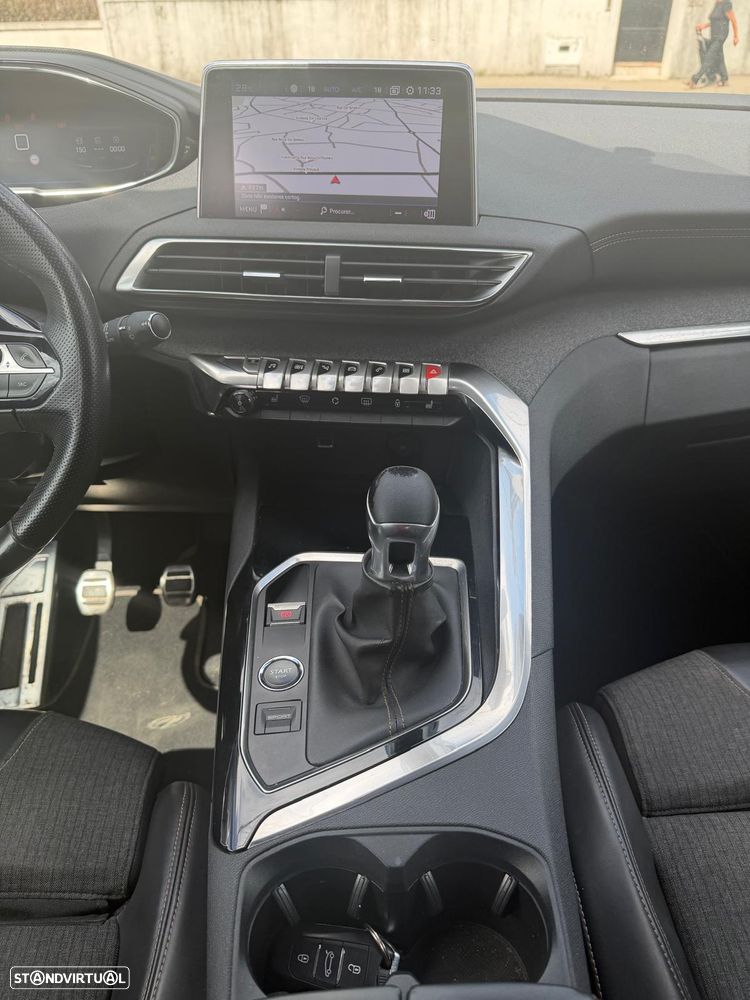 Peugeot 5008 1.5 BlueHDi GT Line - 17