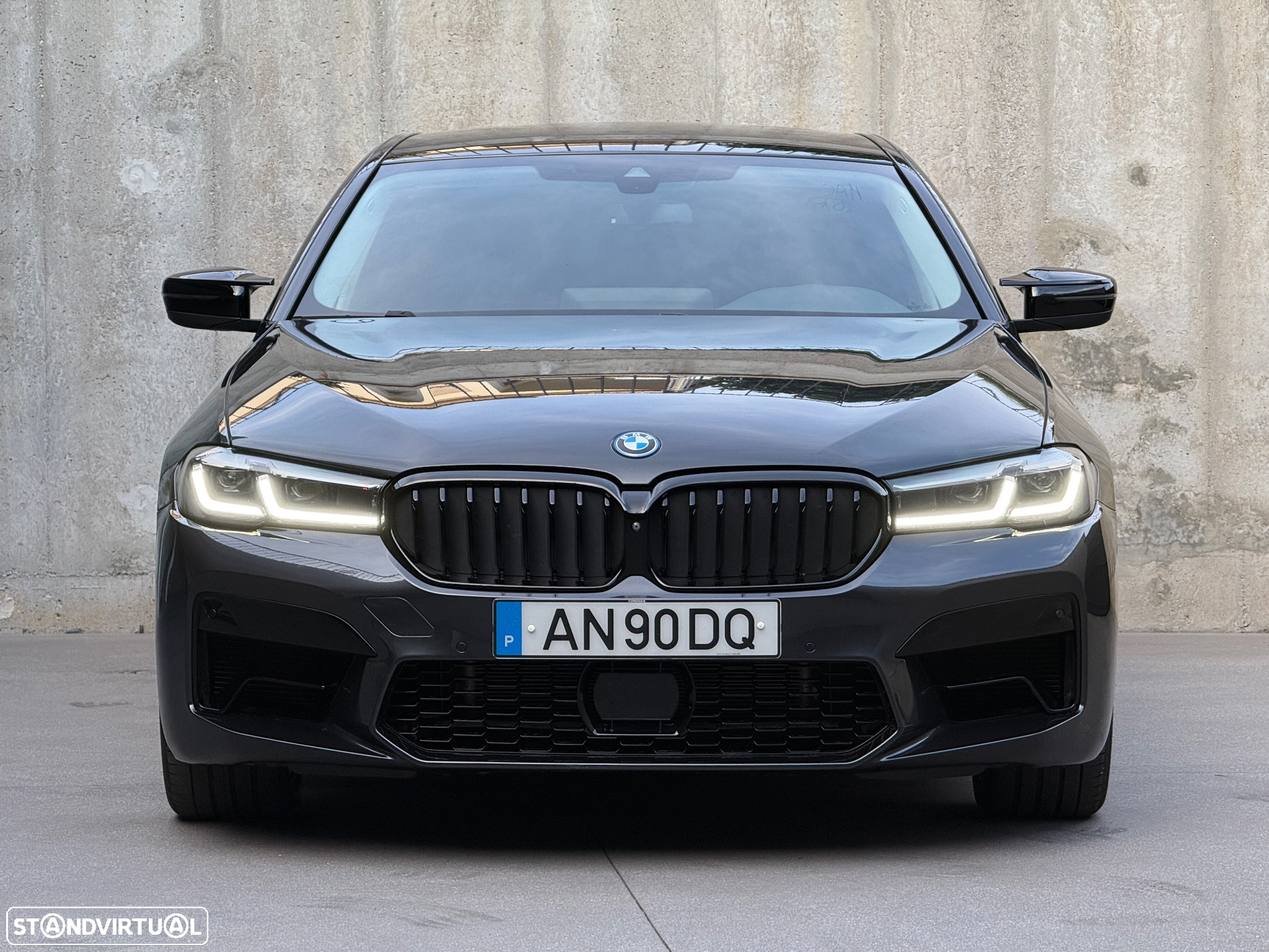 BMW 520 e Pack M - 2