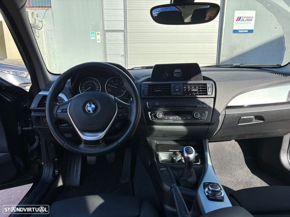 BMW 116 d Sport Line - 7