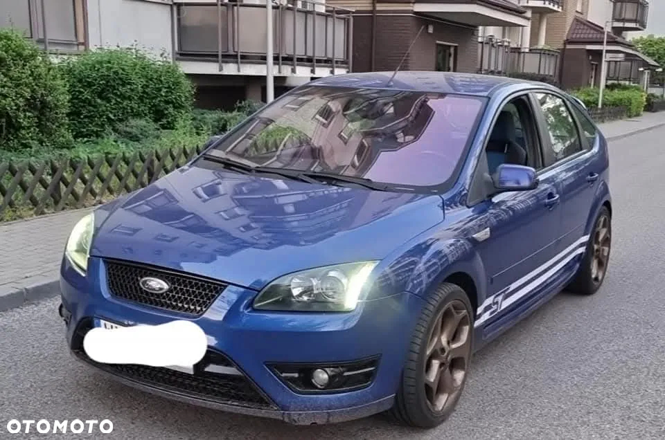 Ford Focus 2.5 ST - 8