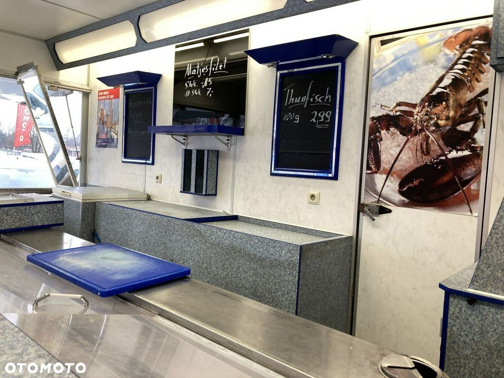 Mercedes-Benz Sprinter - 11