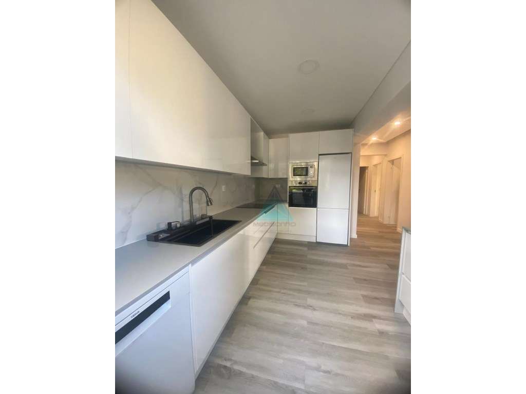 Apartamento totalmente remodelado Corroios - Grande imagem: 5/20
