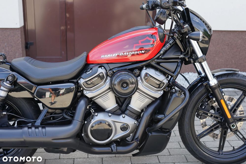 Harley-Davidson Sportster Nightster 975 - 10