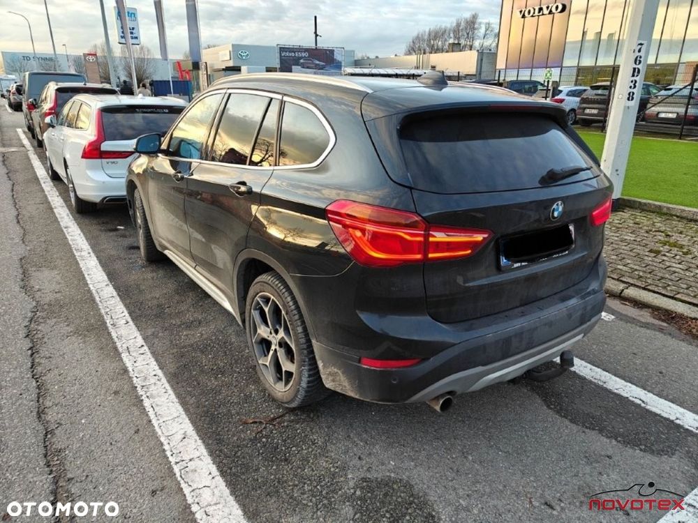 BMW X1 sDrive18i Advantage - 4